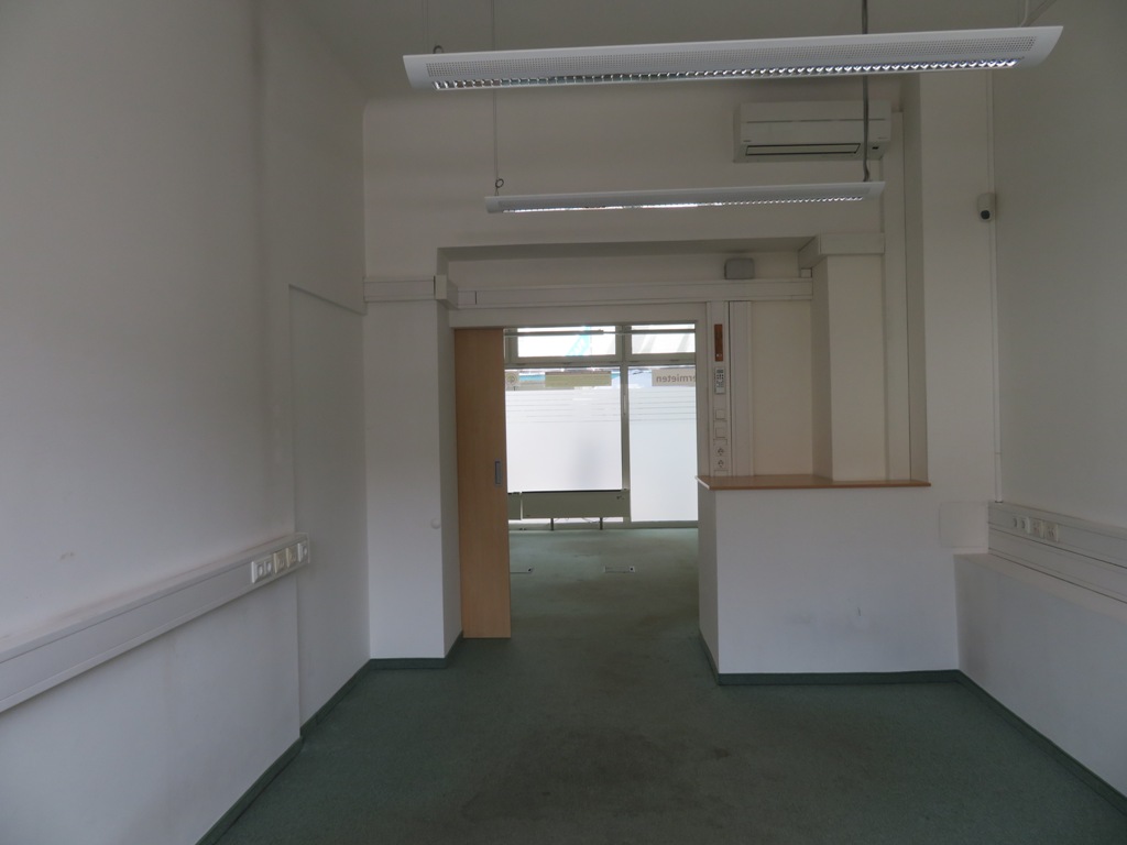 Gepflegtes Geschäftslokal/Büro mit Klimaanlage ausgestattet – im Zentrum von Mattersburg